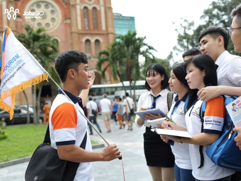 Học Ngành Du Lịch Ra Trường Làm Gì?