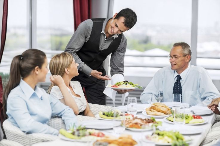 lương phục vụ nhà hàng