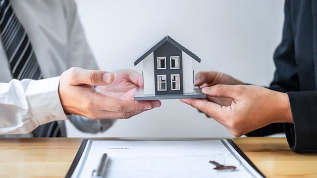 nhân viên kinh doanh bất động sản