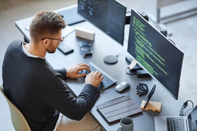 Cơ hội việc làm Front End Developer với mức thu nhập hấp dẫn