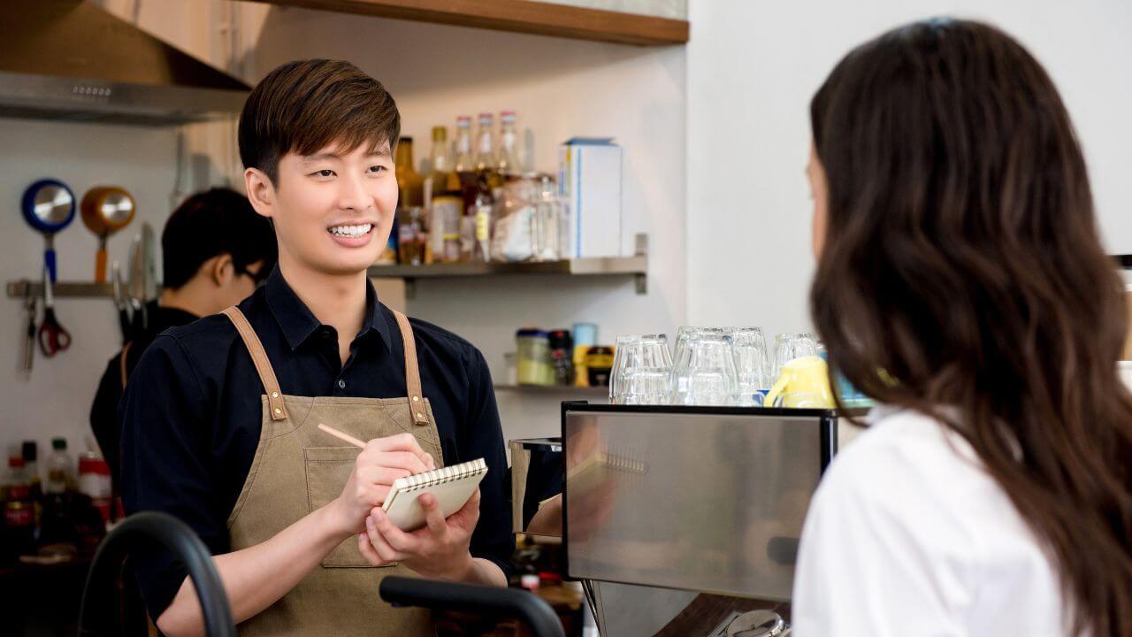 Làm thời vụ là lựa chọn phù hợp cho sinh viên và lao động phổ thông